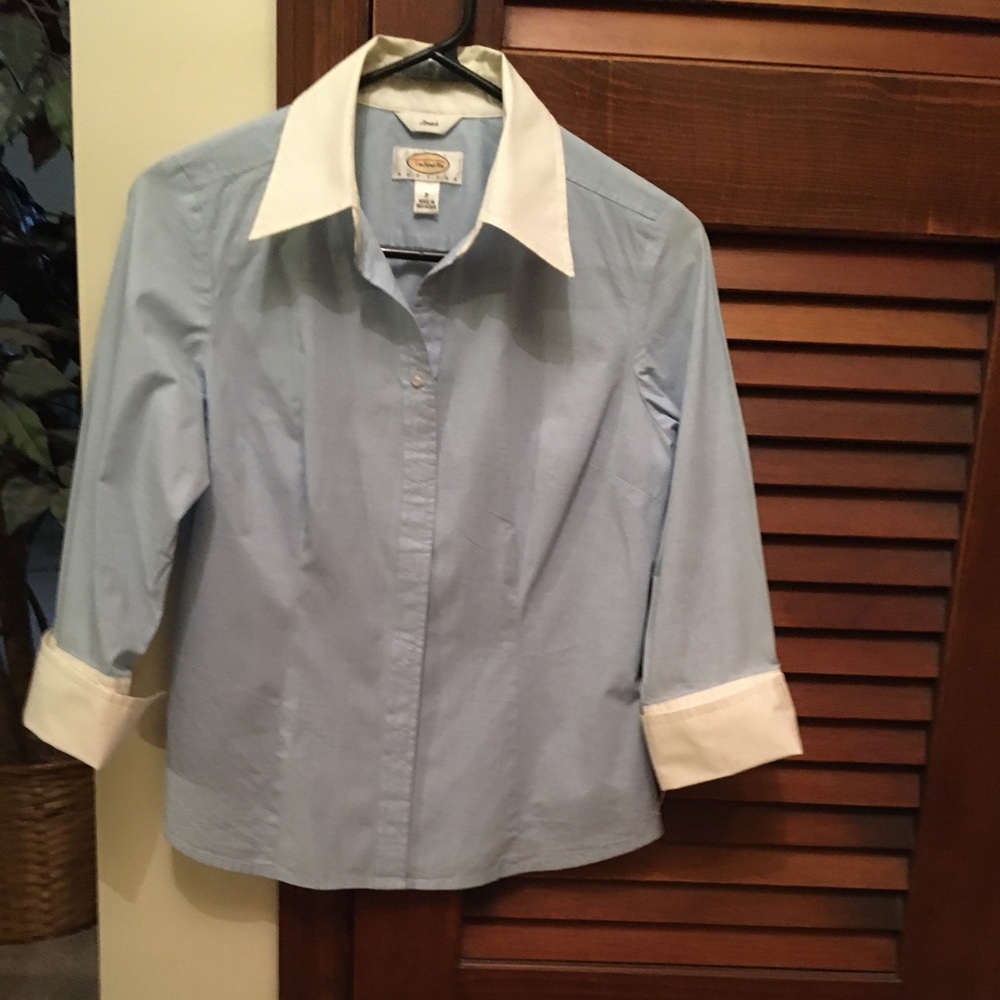 Talbots NWOT Stretch Blue and White Shirt.